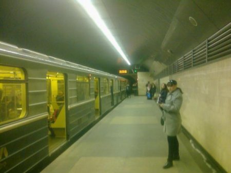 SON DƏQİQƏ: Metronu zəhərli qaz bürüdü, aləm bir-birinə qarışdı - huşunu itirənlər var - FOTO, YENİLƏNİR